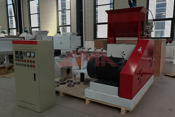 multifunctional grain straw dry fish grinder crusher machine 